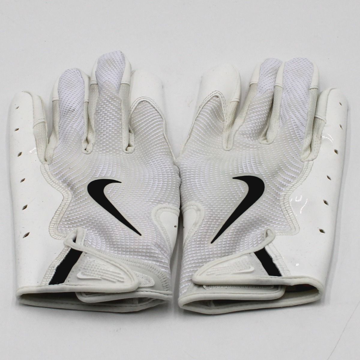 Pittsburgh Steelers #41 Payton Wilson Game Used Gloves vs Green Bay Packers 8.13.26 3 Pittsburgh Steelers #41 Payton Wilson Game Used Gloves vs Green Bay Packers 8.13.26