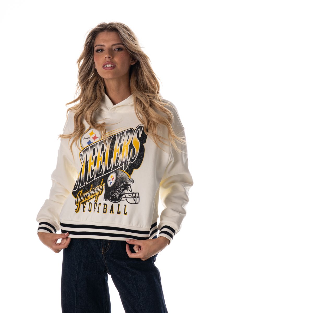 Pittsburgh Steelers Women's Wild Collective 90's Graphic Cropped Pullover Fleece Hoodie