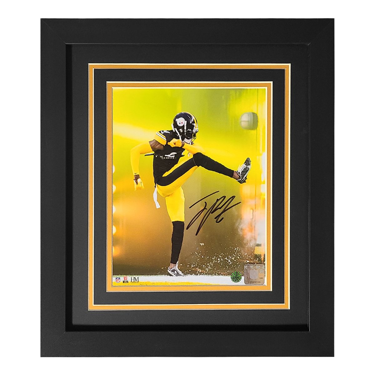 Pittsburgh Steelers #24 Joey Porter Signed & Framed 8x10 Kick Tunnel 1 Pittsburgh Steelers #24 Joey Porter Signed & Framed 8x10 Kick Tunnel