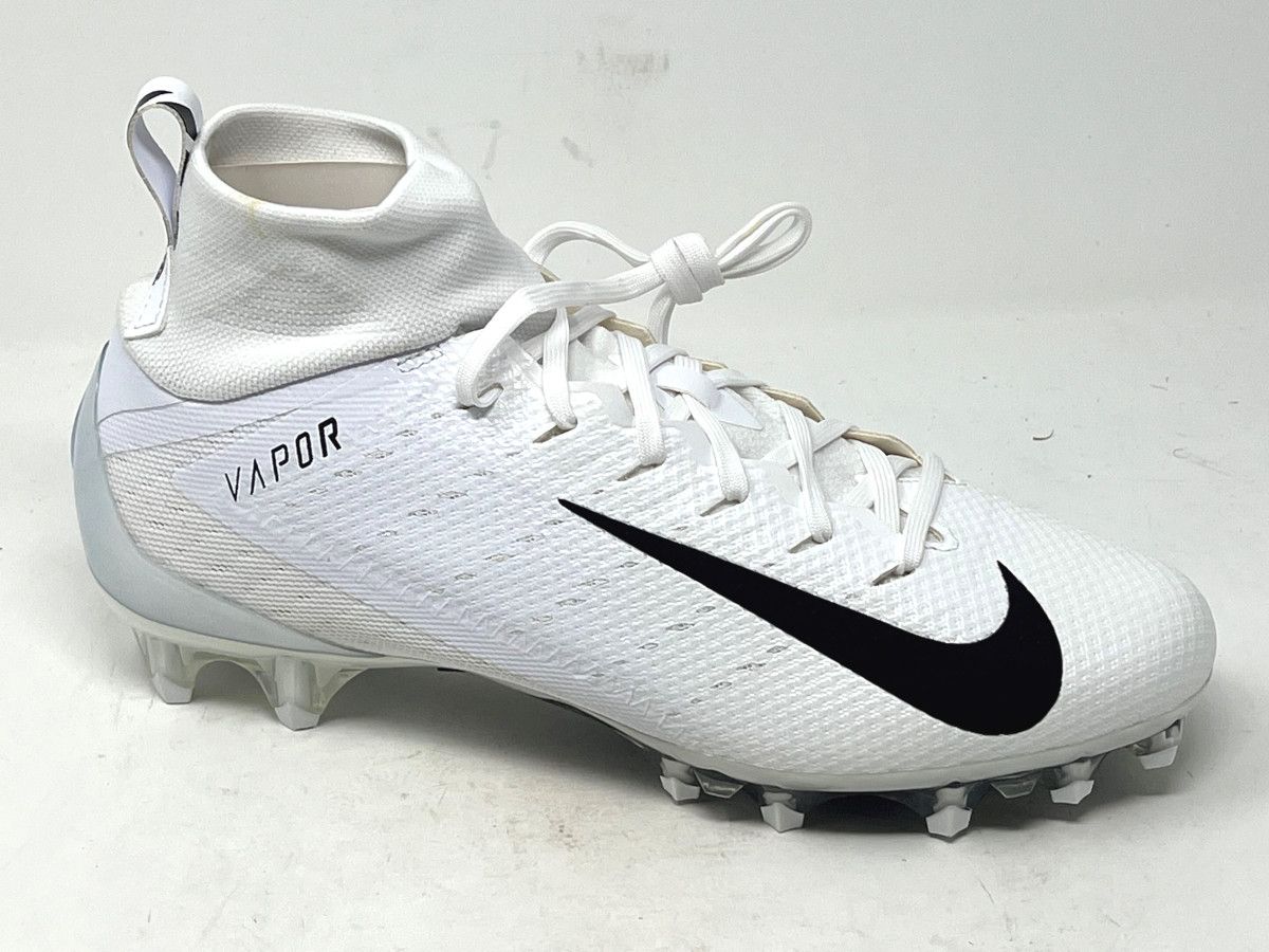 Nike Vapor Untouchable Pro 3P AO3021-100 - Molded 1 Nike Vapor Untouchable Pro 3P AO3021-100 - Molded