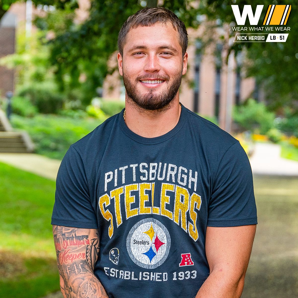 Pittsburgh Steelers Men's '47 Brand Turned Up Franklin Short Sleeve T-Shirt 6 Pittsburgh Steelers Men's '47 Brand Turned Up Franklin Short Sleeve T-Shirt