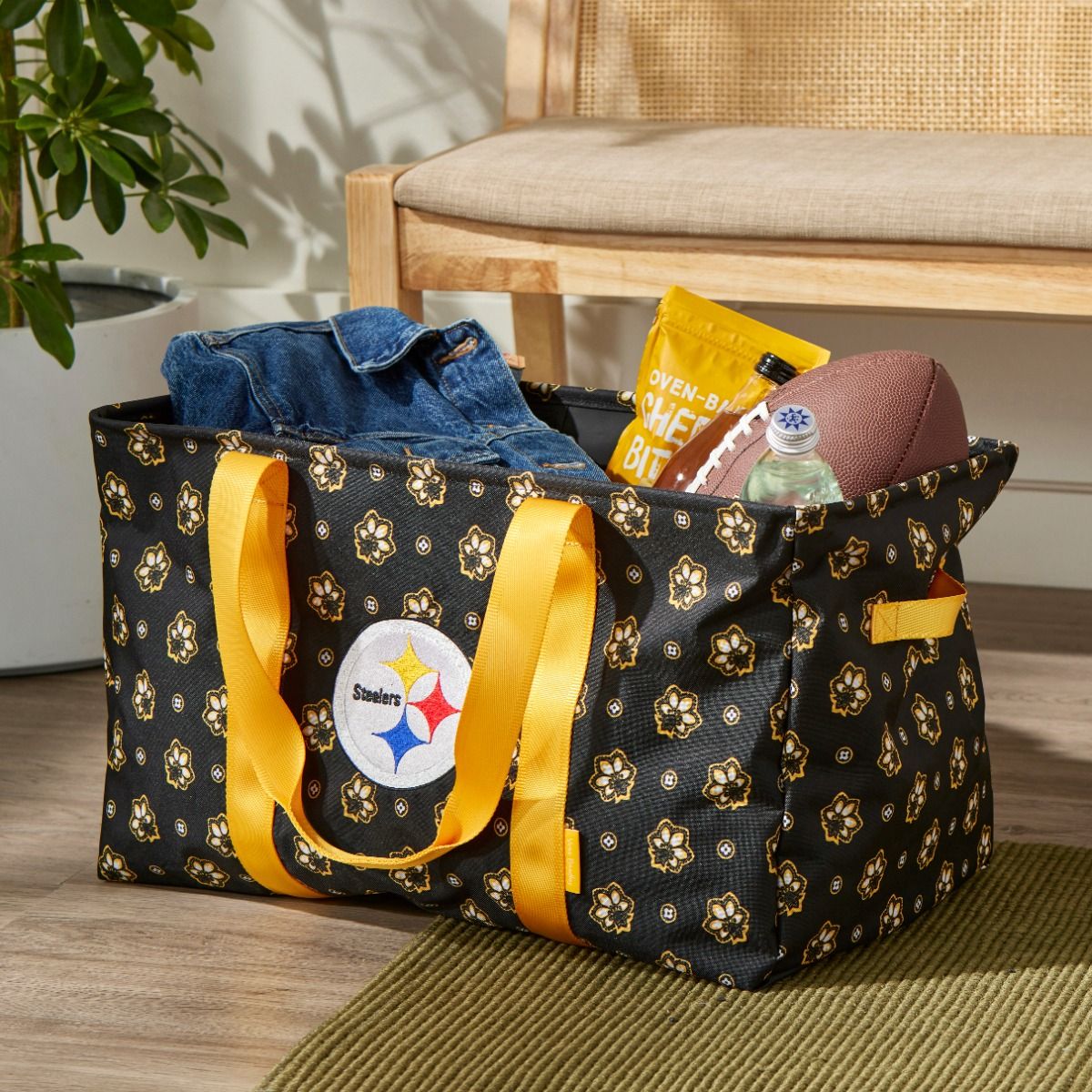 Pittsburgh Steelers Vera Bradley Large Car Tote