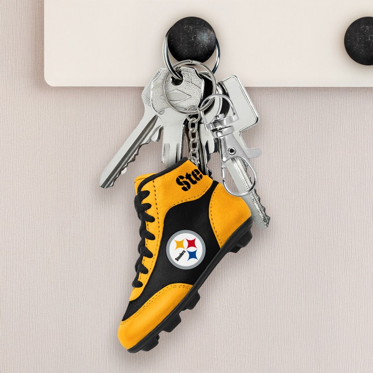Pittsburgh Steelers Primary Logo Cleat Charm