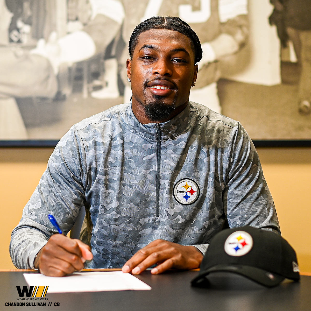 Pittsburgh Steelers Men's Antigua Brigade Camo 1/2 Zip 6 Pittsburgh Steelers Men's Antigua Brigade Camo 1/2 Zip