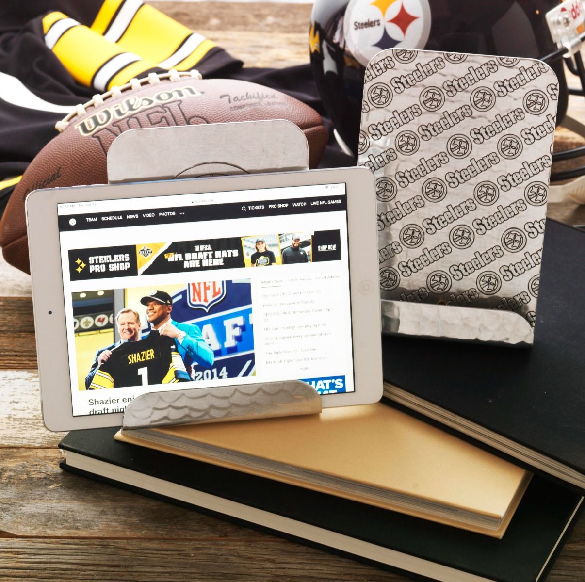Pittsburgh Steelers Wendell August Forge Customizable Patterned Aluminum Tablet/Cookbook Holder 4 Pittsburgh Steelers Wendell August Forge Customizable Patterned Aluminum Tablet/Cookbook Holder