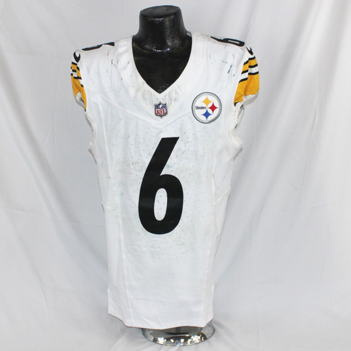 Pittsburgh Steelers #6 Patrick Queen 2025 Away Game Used Jersey 2 Pittsburgh Steelers #6 Patrick Queen 2025 Away Game Used Jersey