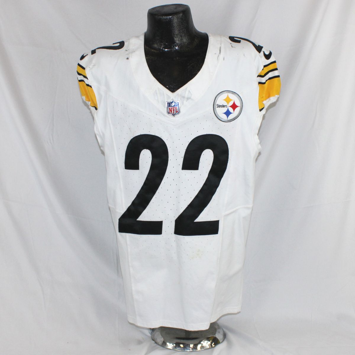 Pittsburgh Steelers #22 Juan Thornhill 2025 Away Game Used Jersey 2 Pittsburgh Steelers #22 Juan Thornhill 2025 Away Game Used Jersey